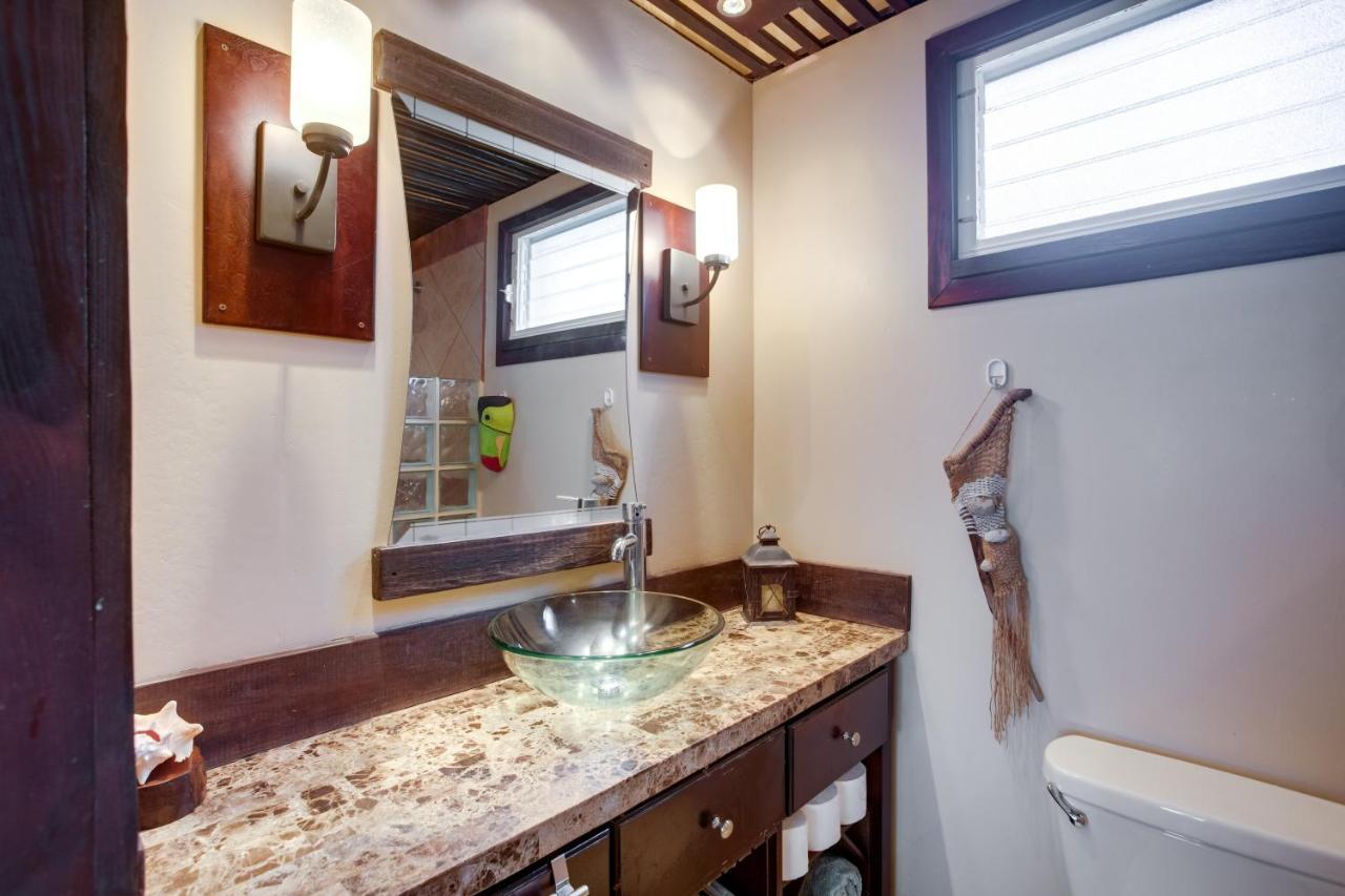 Driftwood Gardens Guesthouse Placencia Екстер'єр фото