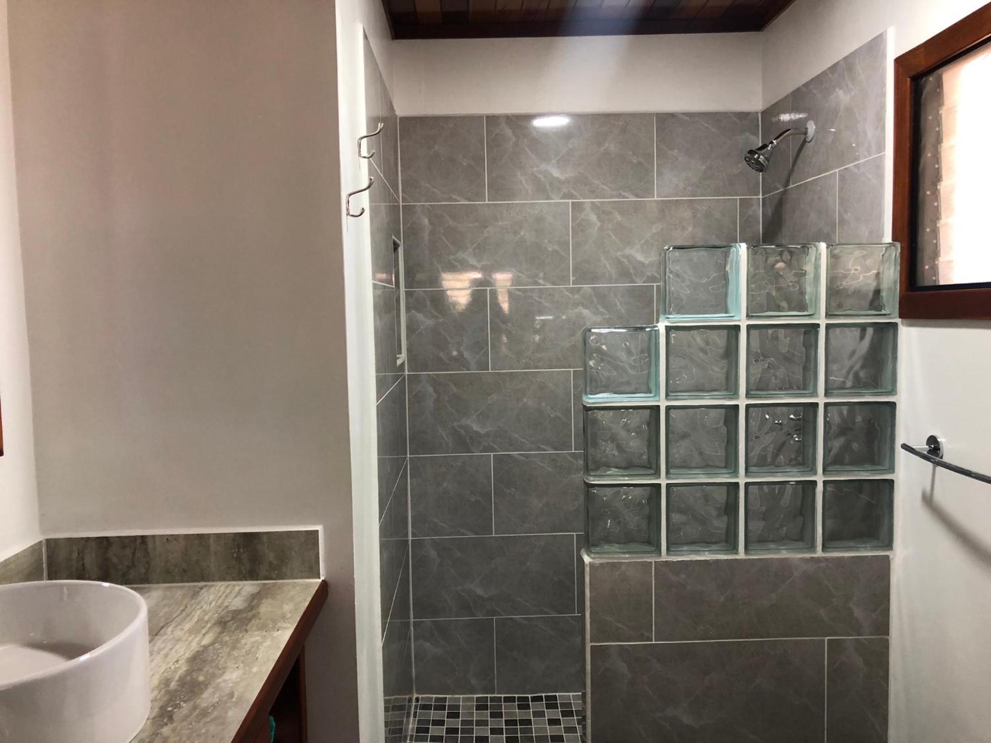 Driftwood Gardens Guesthouse Placencia Екстер'єр фото